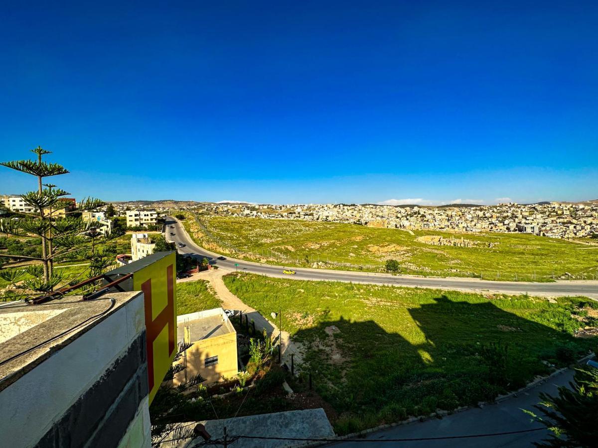 Bed and Breakfast Full Panorama Jerash Dżarasz Zewnętrze zdjęcie
